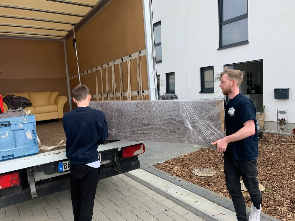 Möbelspende Abholung in Bonn & Köln