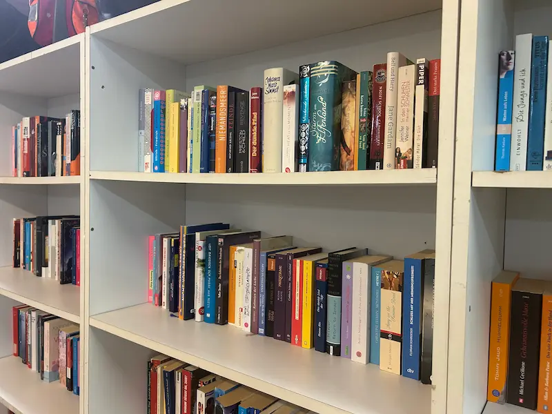 Bücher im Sozialkaufhaus Bonn & Swisttal bei Köln